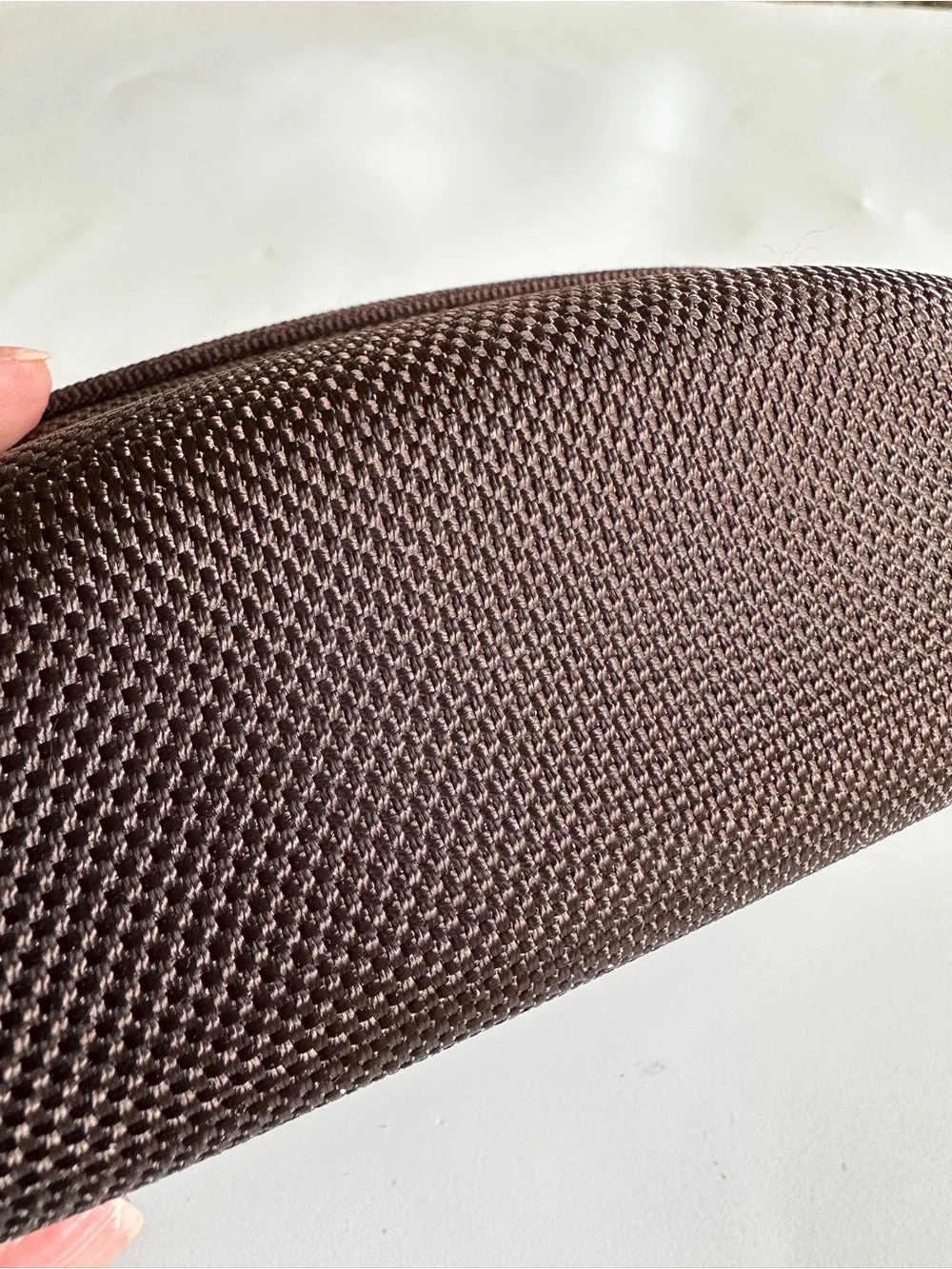 ❗️SOLD❗️Maui Jim Brown Hard Sunglasses Zipper Case with Floral Cleaning Cloth